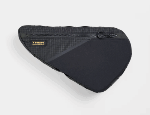 TREK ADVENTURE 1.6L BLACK TRIANGLE BAG